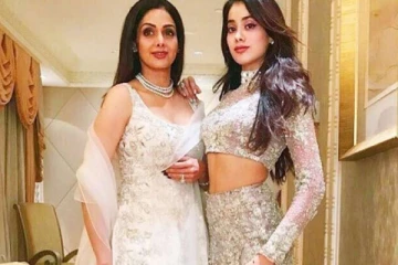 பச்சை நிற கவுனில் கடற்கன்னியாய் ஜொலிக்கும் ஸ்ரீதேவியின் மகள்