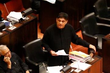 பொருளாதார நெருக்கடியால் நாட்டில் அதிகரிக்கும் பிரச்சினைகள் : சஜித் காட்டம்