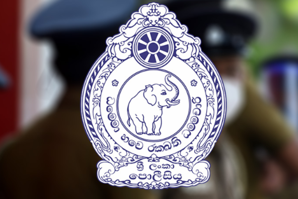 பொலிஸ் சோதனைச் சாவடியில் மதுபான கொண்டாட்டம் | Alcohol Celebration At A Police Checkpoint