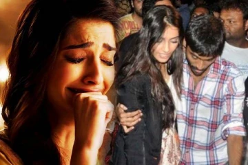 தியேட்டருக்குள் பிரபல நடிகைக்கு நடந்த கொடுமை - கதறி அழுத நடிகை!