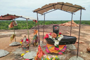 வெடுக்குநாறி ஆதி சிவன் ஆலய அறங்காவலர்கள் வெளியிட்ட ஆவேசம்!