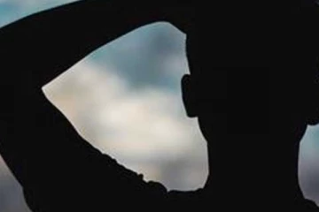 පුතෙකු කළ මහපොළව නුහුලන අපරාධය..