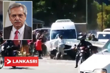 காட்டுத்தீயால் பாதிக்கப்பட்ட பகுதிகளை பார்வையிட சென்ற ஜனாதிபதிக்கு நேர்ந்த கதி! தெறித்து வாகனத்துடன் தப்பியோடிய பரபரப்பு வீடியோ