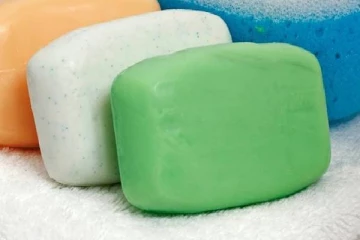 கறுப்பு சந்தையில் 170  ரூபாய் வரை உயர்ந்த சவர்க்கார விலை