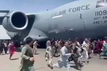 தலிபான்களின் பிடியில் இருந்து 15,000 பேரை காப்பாற்றிய ஒற்றைப் பெண்: யார் அவர்?