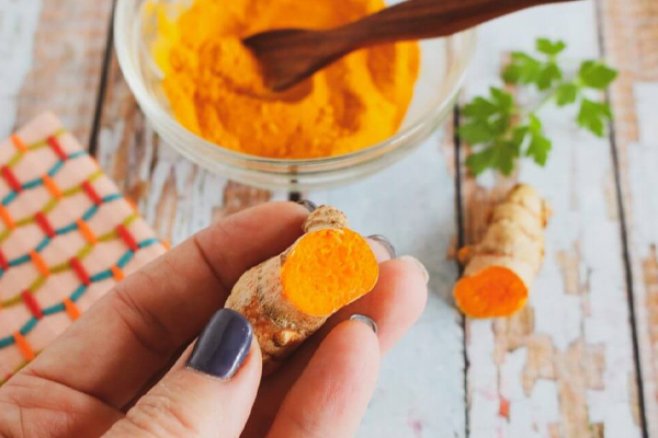 அனைத்துக்கும் மருந்தாக அமையும் மஞ்சளில் இத்தனை ஆபத்தா! | Danger In Turmeric Which Is A Medicine For All