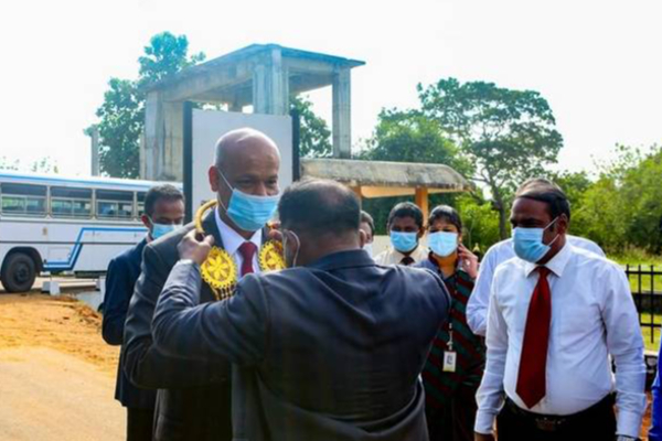 ஜனாதிபதி வருகைக்கு முன்பு திறக்கப்பட்ட வவுனியாப் பல்கலைக்கழகத்தின் பெயர் பலகை | Name Vavuniya University Opened President S Visit