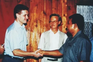 விடுதலைப்புலிகளின் தலைவர் தொடர்பில் கதைத்தால் உடனடியாக சிறையில் அடைக்க வேண்டும்: தென்னிலங்கையில் எச்சரிக்கை