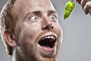 பச்சை மிளகாய் சாப்பிட்டால் ஆண்களுக்கு  இப்படியெல்லாம் ஆகுமா? இனி யாரும் ஒதுக்காதீர்கள்