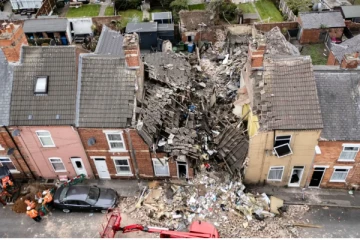 இங்கிலாந்தில் வெடித்துச் சிதறிய வீடொன்று: ஒருவர் பலி ஒருவர் கைது