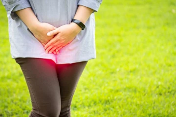 பெண்களே! வெள்ளைப்படுதல் பிரச்சினையை சமாளிக்க வேண்டுமா?  இதோ சில இயற்கை வைத்தியங்கள்