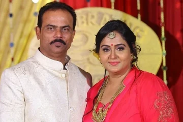 நடிகை ராதாவின் மகனை பார்த்துள்ளீர்களா.. எப்படி இருக்கிறார் பாருங்க