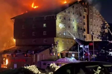 துருக்கி ஹோட்டல் பயங்கர தீ விபத்தில் 66 பேர் பலி