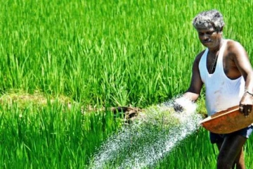 விவசாயக் குடும்பங்களுக்கு இலவச யூரியா! அமைச்சர் வெளியிட்ட தகவல்