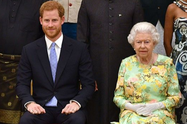 19 மாதங்களின் பின் தந்தையை சந்தித்த இளவரசர் ஹாரி | Prince Harry Meets His Father After 19 Months
