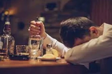 சட்டவிரோத மது பானத்தால் நேர்ந்த சோகம் ; பரிதாபமாக மூவர் பலி