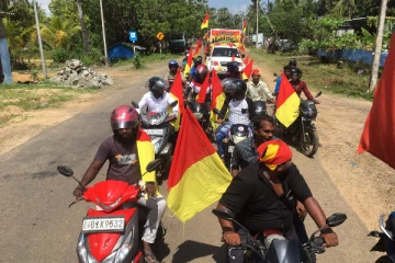 இராணுவம் மற்றும் புலனாய்வாளர்களின் அச்சுறுத்தலுக்கு மத்தியில் இறுதிநாளை அடைந்துள்ள பேரணி (Live)