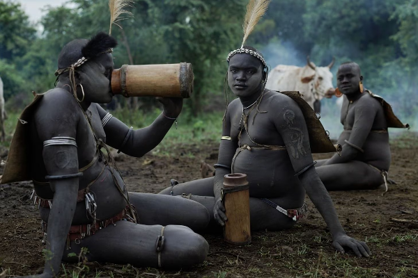 தொப்பை இருந்தால் போதும்..உடனே கல்யாணம் தான் - எங்கு தெரியுமா? | Ethiopian Festival Men Compete For Fattest Man தொப்பை இருந்தால் போதும்..உடனே கல்யாணம் தான் - எங்கு தெரியுமா? | Ethiopian Festival Men Compete For Fattest Man