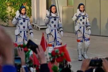 டியான்காங் விண்வெளி நிலையத்திற்கு மனிதர்களை அனுப்பிய சீனா!