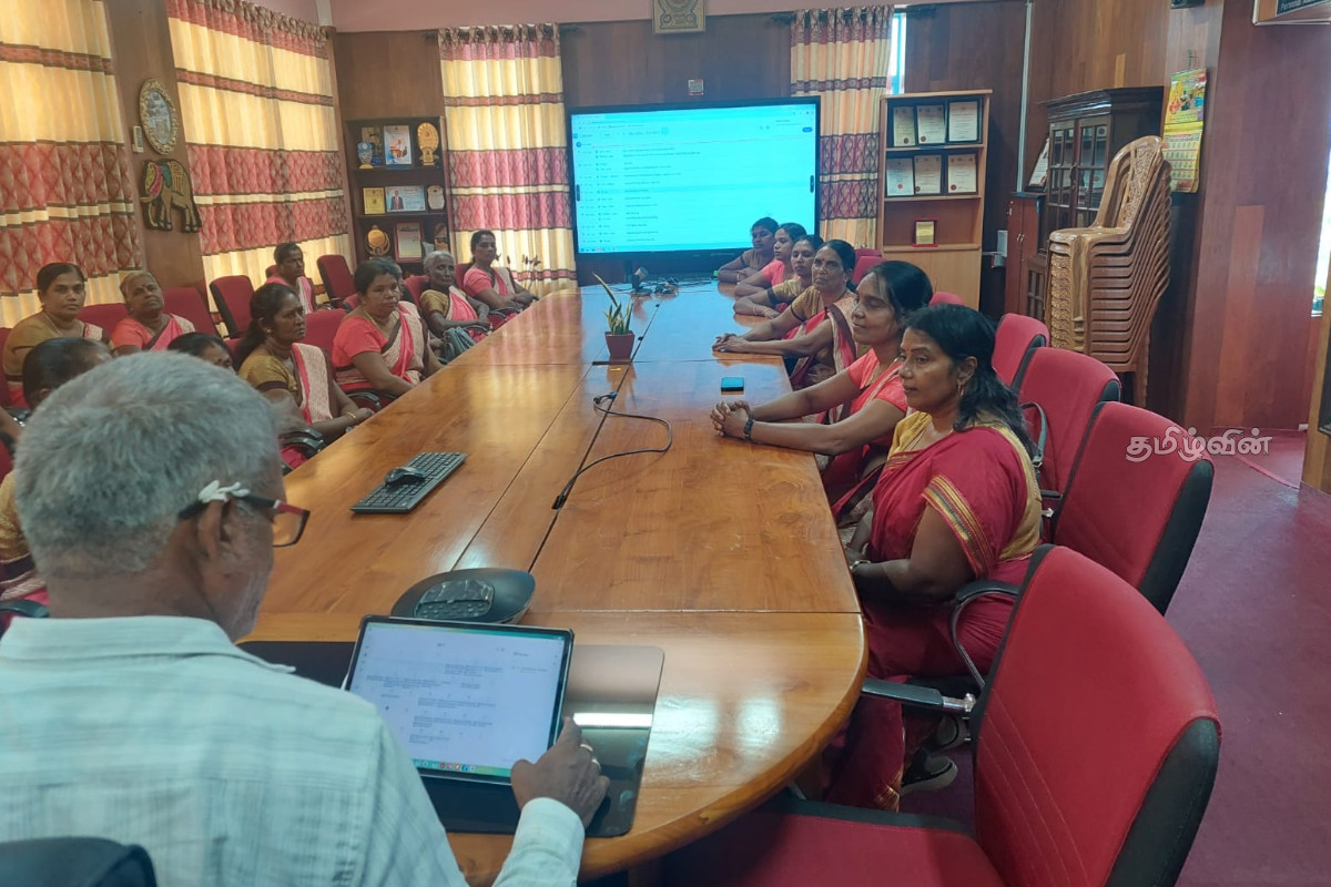 மன்னார் கிராம மக்கள் குடிநீர் இணைப்பு வழங்க கோரி மனு கையளிப்பு | Mannar People Petition Drinking Water Connection மன்னார் கிராம மக்கள் குடிநீர் இணைப்பு வழங்க கோரி மனு கையளிப்பு | Mannar People Petition Drinking Water Connection