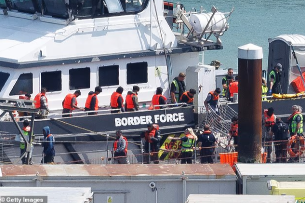 woman arrested supply small boats to smugglers