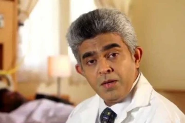 இந்தியாவின் கொரோனா தடுப்பூசிகளில் “எய்ட்ஸ்” கூறுகளா?  விசேட வைத்திய நிபுணர் வெளியிட்டுள்ள தகவல்
