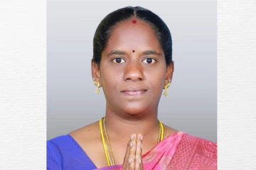 28 வயதில் தமிழ்நாட்டின் இளம் அமைச்சரானார் கமலி