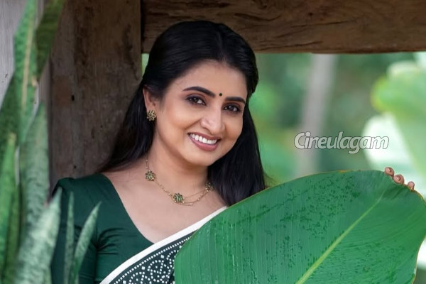புது சீரியலில் நடிக்கும் பாண்டியன் ஸ்டோர்ஸ் சுஜிதா.. வேறு சேனலுக்கு சென்றது ஏன் | Pandian Stores Sujitha Goes To Zee Tamil