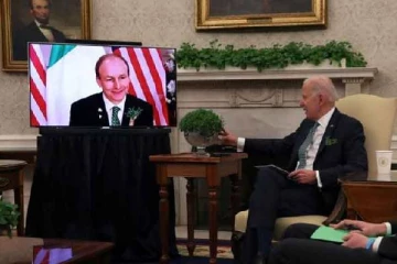 பைடனை சந்திக்கவிருந்த அயர்லாந்து பிரதமருக்கு கொரோனா