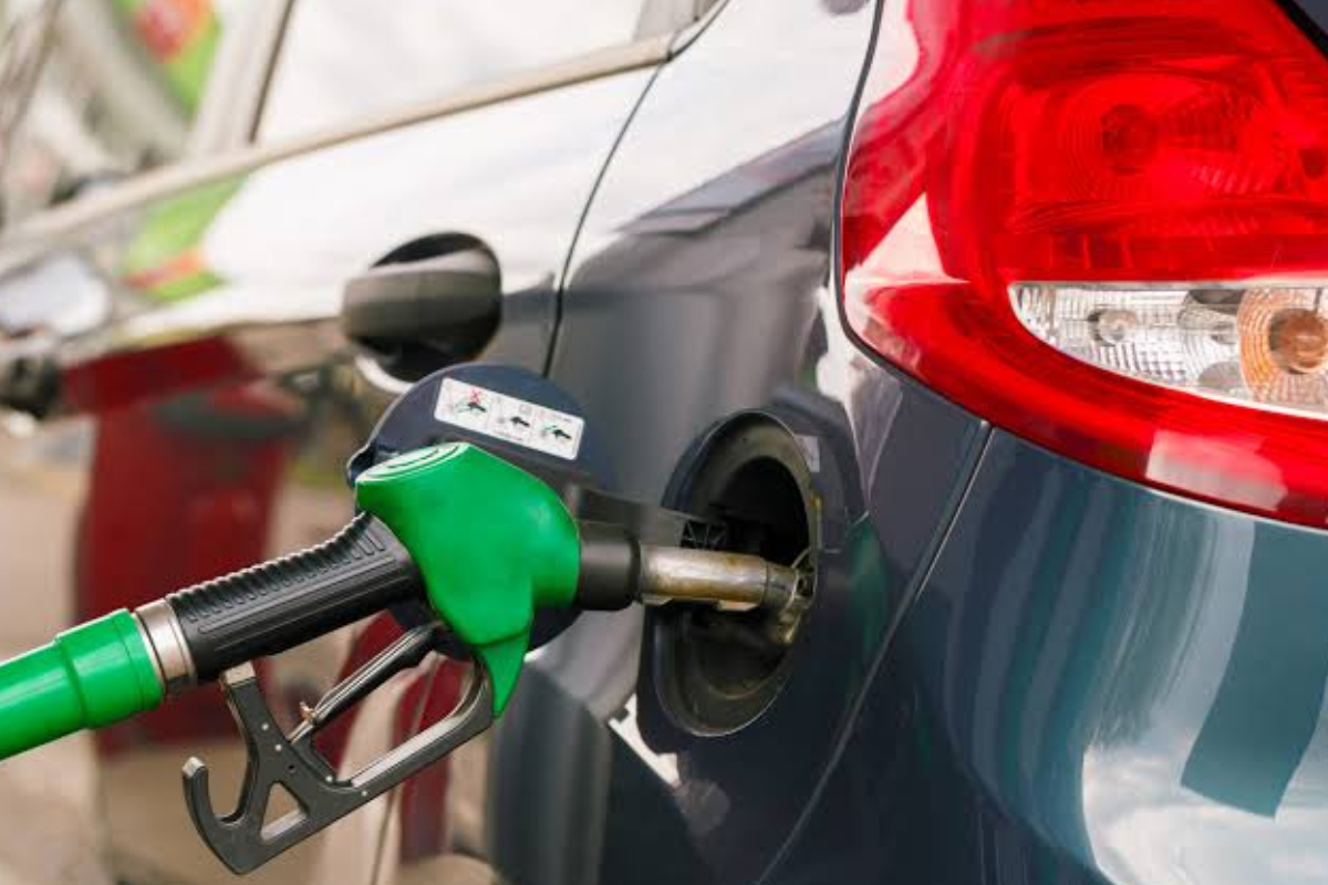அதிகரிக்கப்பட்டது எரிபொருள் விலை | Increased Fuel Prices Petrol Diesel Price அதிகரிக்கப்பட்டது எரிபொருள் விலை | Increased Fuel Prices Petrol Diesel Price