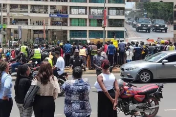 கென்ய ஜனாதிபதியின் வாகன அணிவகுப்பில் பிரித்தானியர் மரணம்! சாரதி கைது