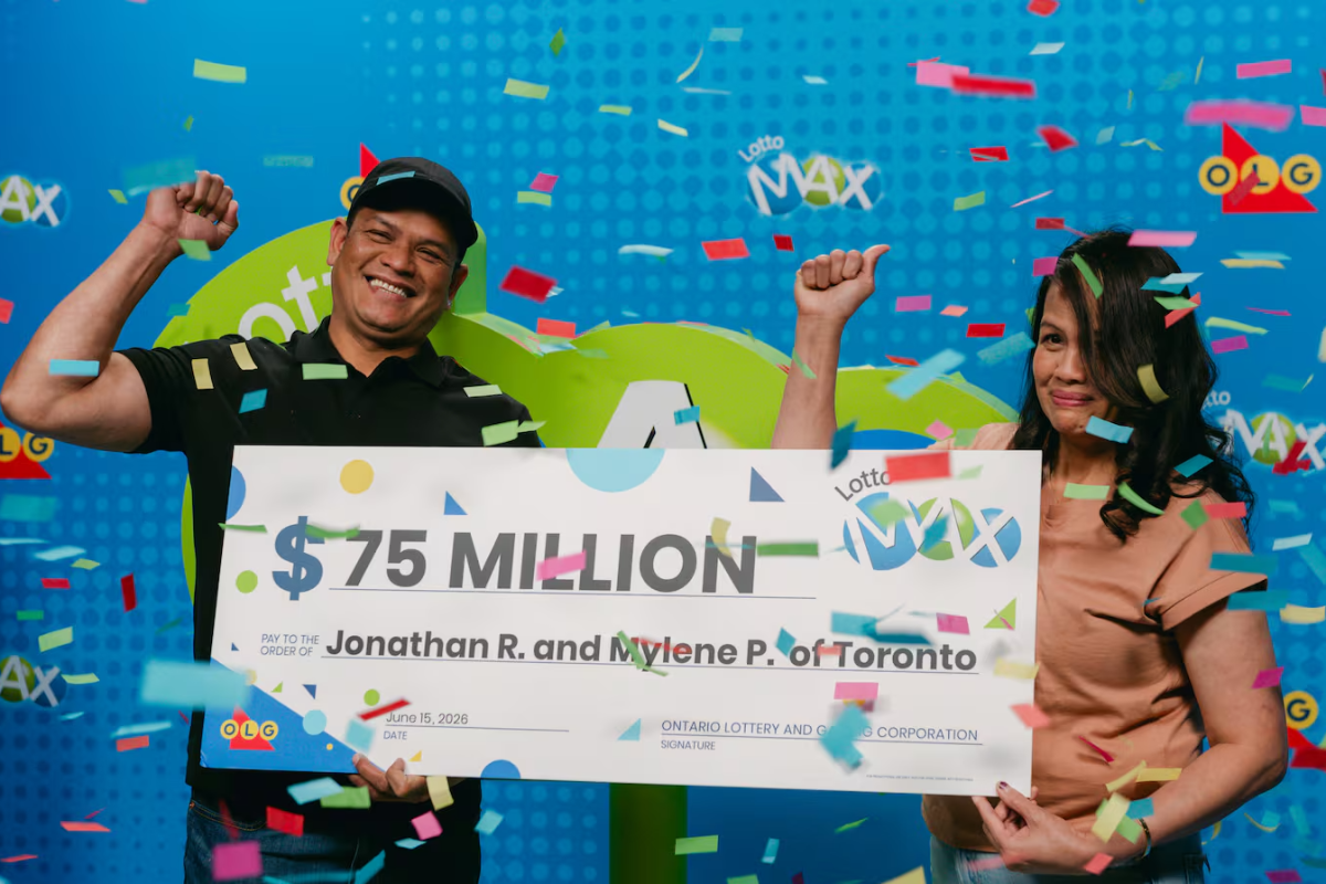 75 மில்லியன் டாலர் லாட்டரி வென்ற டொராண்டோ அண்ணன்-தங்கை! | T First I Thought We Won 75000 Brother And Sister 75 மில்லியன் டாலர் லாட்டரி வென்ற டொராண்டோ அண்ணன்-தங்கை! | T First I Thought We Won 75000 Brother And Sister