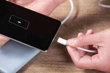 உங்களது போனுக்கு நண்பரின் சார்ஜரை பயன்படுத்துறீங்களா? இனி அந்த தவறை செய்யாதீங்க