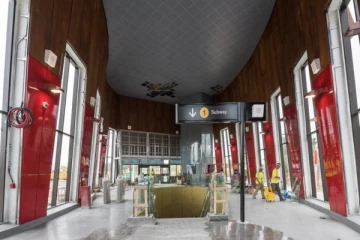 ரொறன்ரோ ரயில் நிலையத்தில் குண்டுப் பீதி