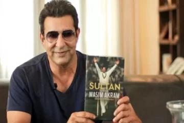 மயக்கமடைந்த என் மனைவியைப் பார்த்து நான் அழுகிறேன்- சென்னை விமான நிலையத்தில் நடந்த சம்பவத்தைப் பகிர்ந்த வாசிம் அக்ரம்