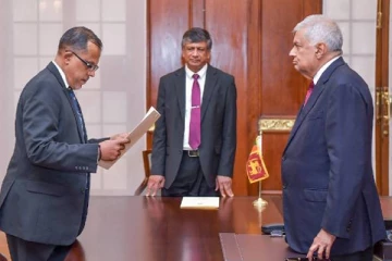 கே.ஏ.பாரிந்த ரணசிங்க புதிய சட்டமா அதிபராக சத்தியப்பிரமாணம்!