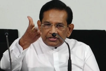 சாராயக் கடைக்காரன், விபசார விடுதிக்காரன் எல்லோரும் நாடாளுமன்றில்; எம்.பி ஆவேசம்!