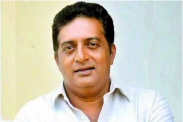 தமிழ் சினிமாவின் முக்கிய நடிகரான பிரகாஷ் ராஜின் மகனை பார்த்துள்ளீர்களா ! இதோ அவர் பதிவிட்ட போட்டோஸ்