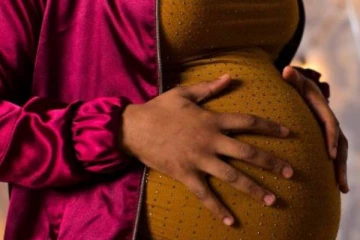 கருத்தரிக்க ஒரு வருடமாக தவித்து வந்த பெண்ணுக்கு காத்திருந்த அதிர்ச்சி! பிறப்பால் அவர் ஆண் என்பது கண்டுபிடிப்பு