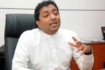 හිටපු අමාත්‍ය අකිල විරාජ් කාරියවසම් අත්අඩංගුවට
