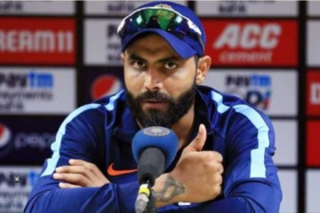 “ரோகித் ஷர்மா தான் என் மீது நம்பிக்கை வைத்தார்” - தல தோனியை முதுகில் குத்திய சிஎஸ்கே வீரர்..கடுங்கோபத்தில் ரசிகர்கள்!