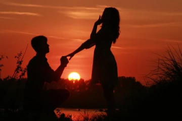 யாழில் காதல் வயப்பட்ட 14 வயது சிறுமிக்கு நேர்ந்த நிலை!