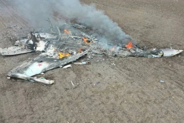 ரஷ்யாவின் Sukhoi-SU 35 போர் விமானத்தை சுட்டு வீழ்த்திய உக்ரைன்! வெளியான புகைப்பட ஆதாரங்கள்