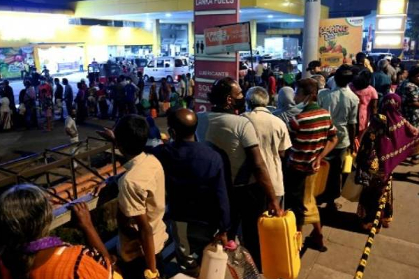 எரிபொருள் வரிசையில் உயிரிழந்த உப அதிபர்! சோகத்தை ஏற்படுத்திய சம்பவம் | The Vice President Died In The Fuel Line Sri Lanka