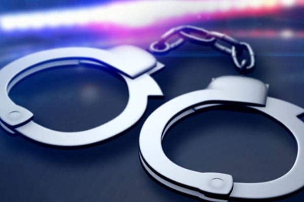 யாழில் அதிகாலையில் பொலிஸாரின் அதிரடி ; நடத்தப்பட்ட சட்டவிரோத செயல் அம்பலம் | Police Early Morning Crackdown In Jaffna