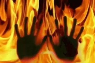 தனிமையில் இருந்த சிறுமிக்கு நேர்ந்த கொடுமை! பதறிய பெற்றோர்கள்;  தீவைத்து எரித்த கொடுமை