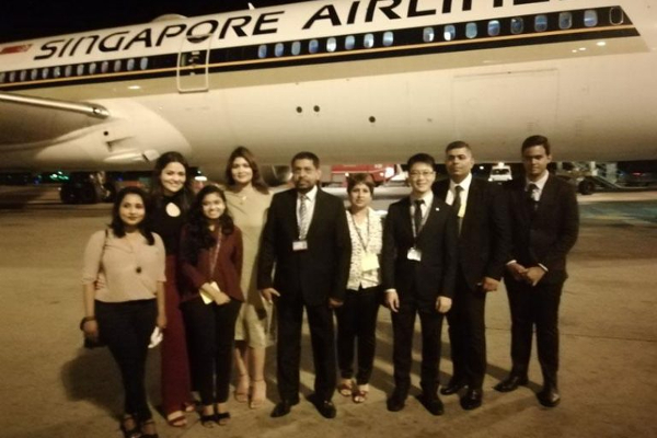 கொழும்பை வந்தடைந்த உலகின் புதிய பயணிகள் விமானம்!(Photos) | World S New Passenger Plane Arrived In Colombo