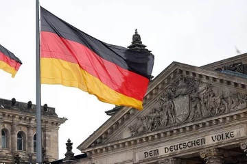 நெருங்கும் தேர்தல்... ஜேர்மனியில் ஒரே கட்சியில் 7 வேட்பாளர்கள் உட்பட 16 பேர்கள் மரணம்