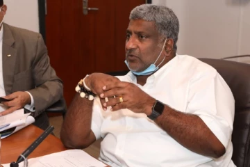 அனைவரையும் மகிழ்விக்கும் தீர்மானங்களை எடுக்க முடியாது - பிரசன்ன ரணதுங்க