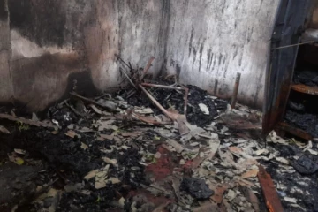 யாழில் வன்முறை கும்பலால் தீக்கிரையாக்கப்பட்ட வீடு(Video)